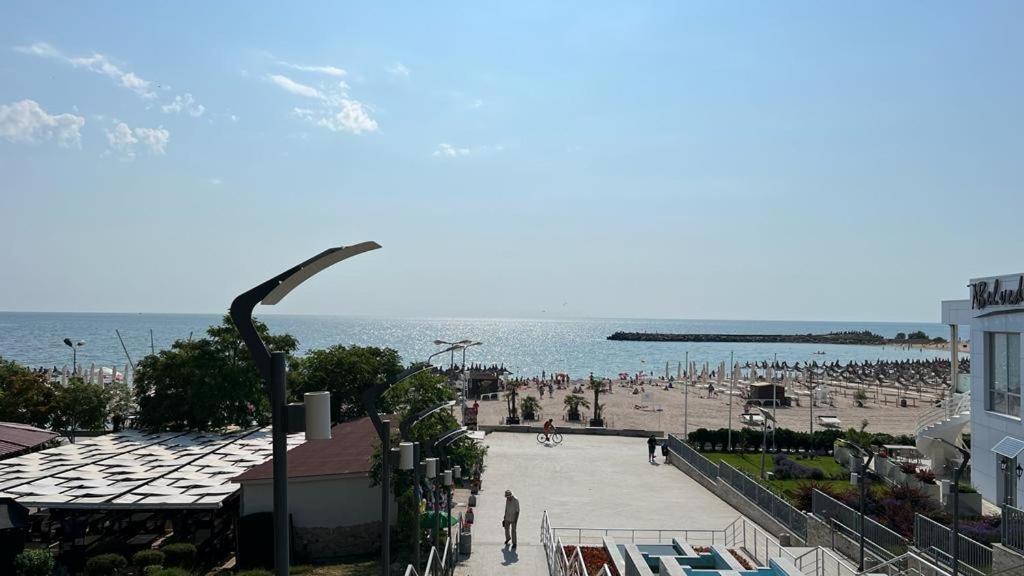 Central Apartment Mangalia Ngoại thất bức ảnh